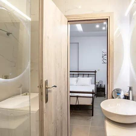 아파트 Filiatras Welcoming Hideaway - A Cozy Urban Escape