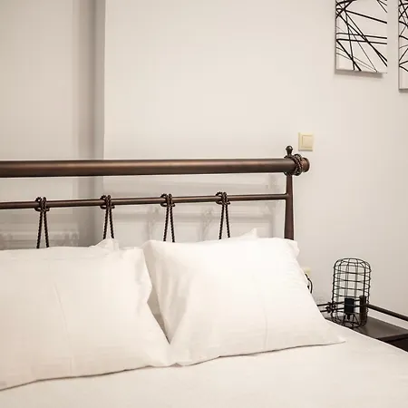 Filiatras Welcoming Hideaway - A Cozy Urban Escape Apartment Filiatra