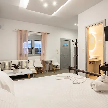 Filiatras Welcoming Hideaway - A Cozy Urban Escape Appartamento